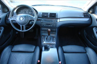 2002 BMW 325  i -
   Cars.com </title>
   <meta name="title" content="2002 BMW 325  i - Cars.com"/>
   <meta name="description" content="Listed on Cars.com