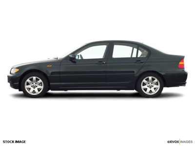 2002 BMW 325 i -
Cars.com </title>
<meta name="title" content="2002 BMW 325 i - Cars.com"/>
<meta name="description" content="Listed on Cars.com
