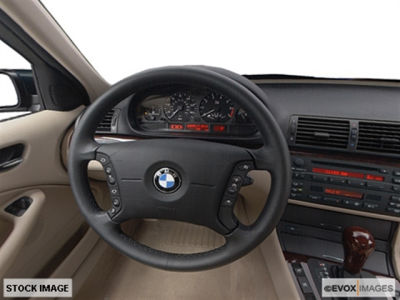 2002 BMW 325 i -
Cars.com </title>
<meta name="title" content="2002 BMW 325 i - Cars.com"/>
<meta name="description" content="Listed on Cars.com