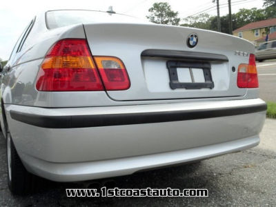 2004 BMW 325 i -
Cars.com </title>
<meta name="title" content="2004 BMW 325 i - Cars.com"/>
<meta name="description" content="Listed on Cars.com