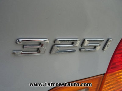 2004 BMW 325 i -
Cars.com </title>
<meta name="title" content="2004 BMW 325 i - Cars.com"/>
<meta name="description" content="Listed on Cars.com