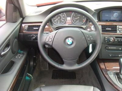 2006 BMW 330  xi