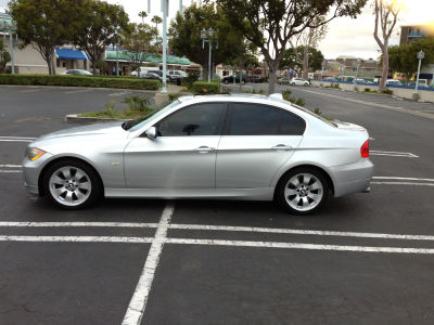 2006 BMW 330  xi