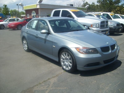 2006 BMW 330  xi