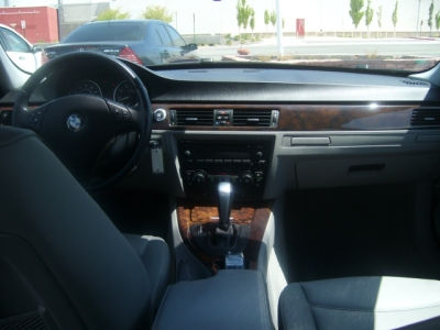 2006 BMW 330  xi