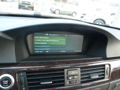 2006 BMW 330  xi