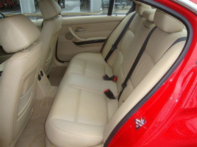 2006 BMW 330  xi