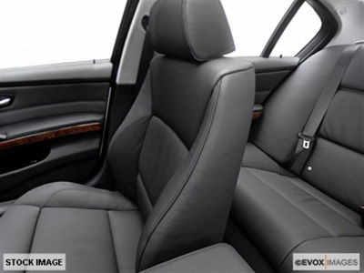 2006 BMW 330 i