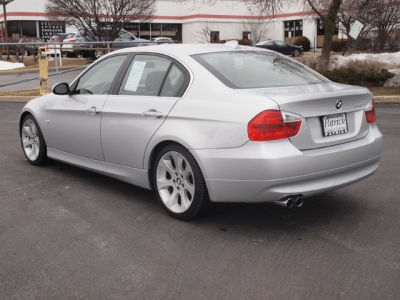 2006 BMW 330 i