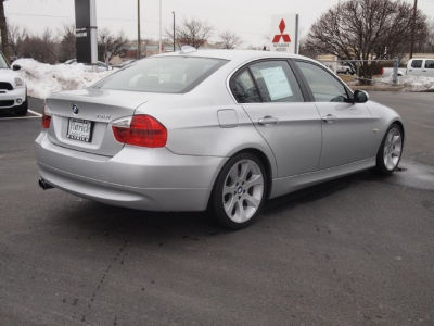 2006 BMW 330 i