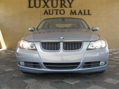 2006 BMW 330  i