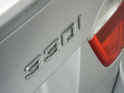 2006 BMW 330  i