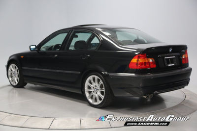 2004 BMW 330  i