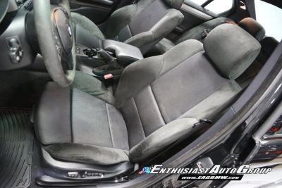 2004 BMW 330  i