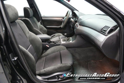 2004 BMW 330  i