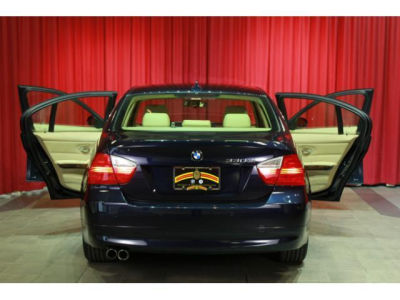 2006 BMW 330  xi