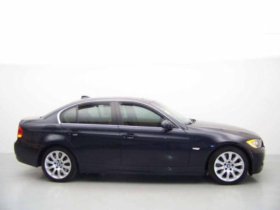 2006 BMW 330  xi