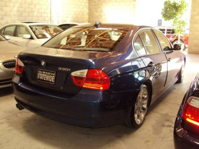 2006 BMW 330 i