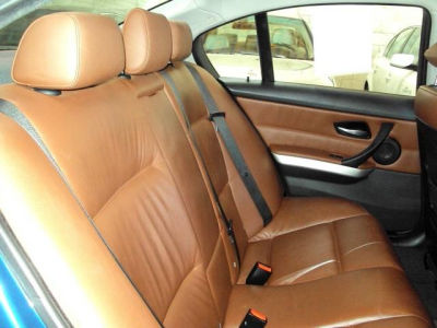 2006 BMW 330 i