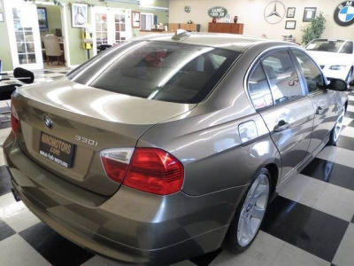 2006 BMW 330 i