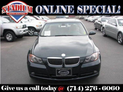 2006 BMW 330  i