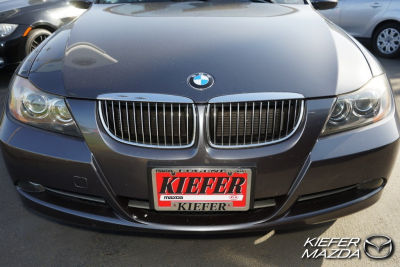 2006 BMW 330  i