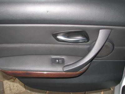 2006 BMW 330  i