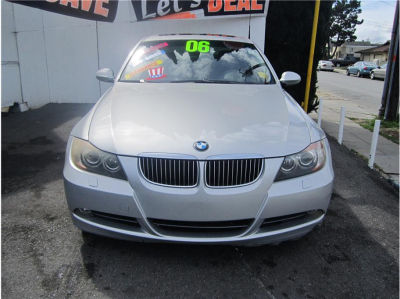 2006 BMW 330  i