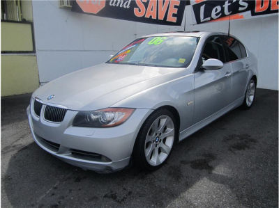 2006 BMW 330  i