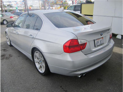 2006 BMW 330  i