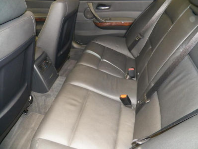2006 BMW 330  i