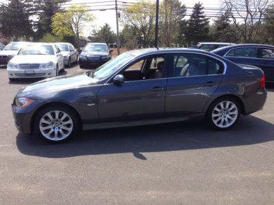 2006 BMW 330  xi