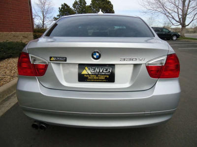 2006 BMW 330  xi