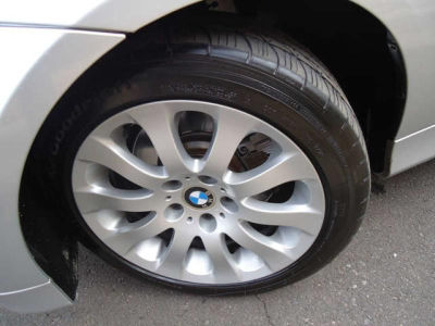 2006 BMW 330  xi