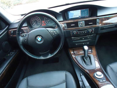 2006 BMW 330  xi