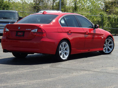 2006 BMW 330  i