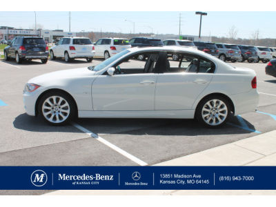 2006 BMW 330  xi