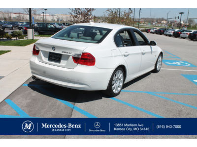 2006 BMW 330  xi
