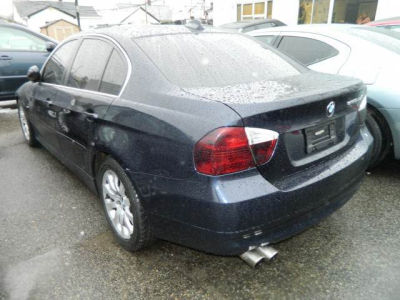 2006 BMW 330  xi