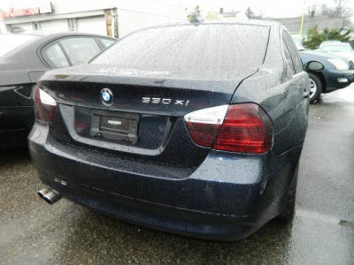 2006 BMW 330  xi