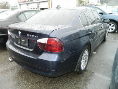 2006 BMW 330  xi