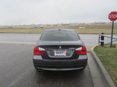 2006 BMW 330  i