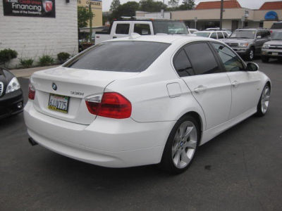 2006 BMW 330  i