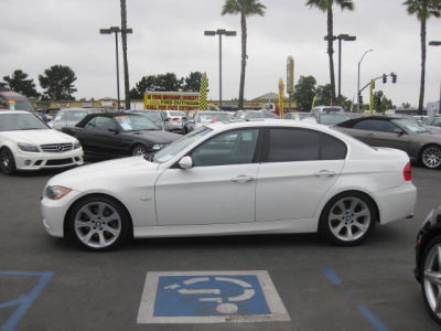 2006 BMW 330  i
