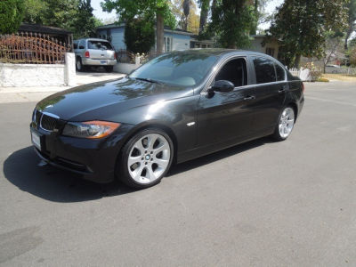 2006 BMW 330  i