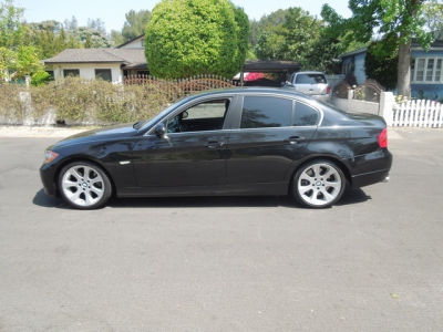 2006 BMW 330  i