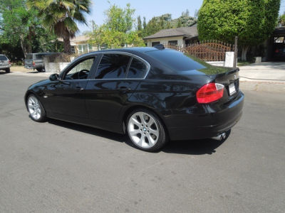 2006 BMW 330  i