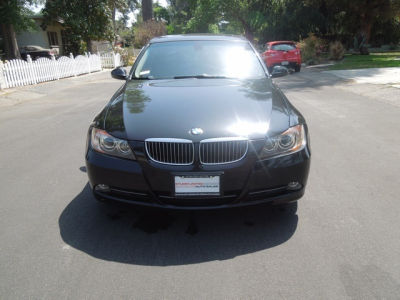 2006 BMW 330  i