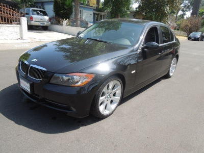 2006 BMW 330  i