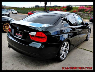 2006 BMW 330  i